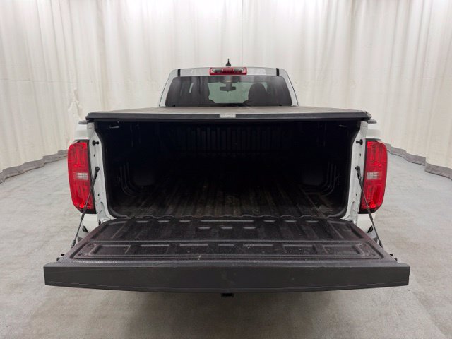 Used 2022 Chevrolet Colorado W/T w/ WT Convenience Package AWD/4WD image 8