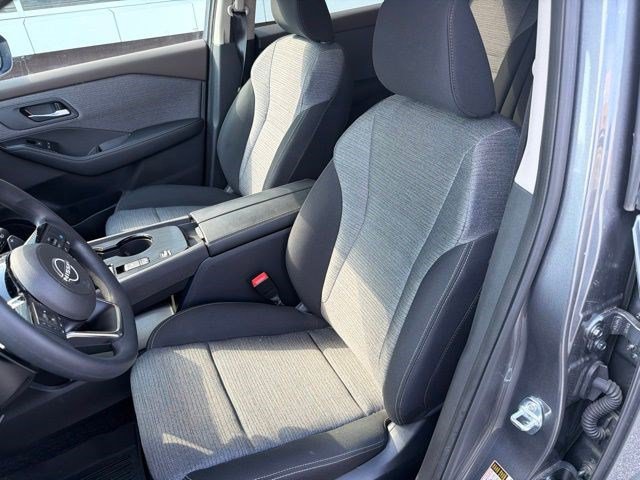 Used 2023 Nissan Rogue SV FWD image 13