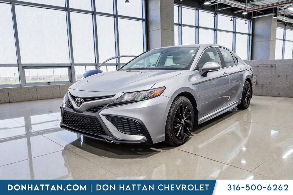 Used 2023 Toyota Camry SE image 25