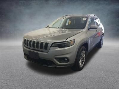 Used 2019 Jeep Cherokee Latitude Plus w/ Cold Weather Group AWD/4WD image 35