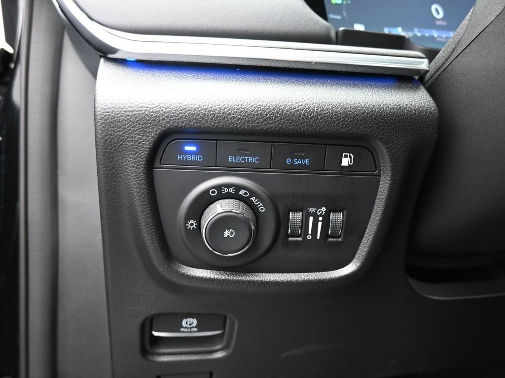 Used 2024 Jeep Grand Cherokee Overland w/ Luxury Tech Group IV image 33