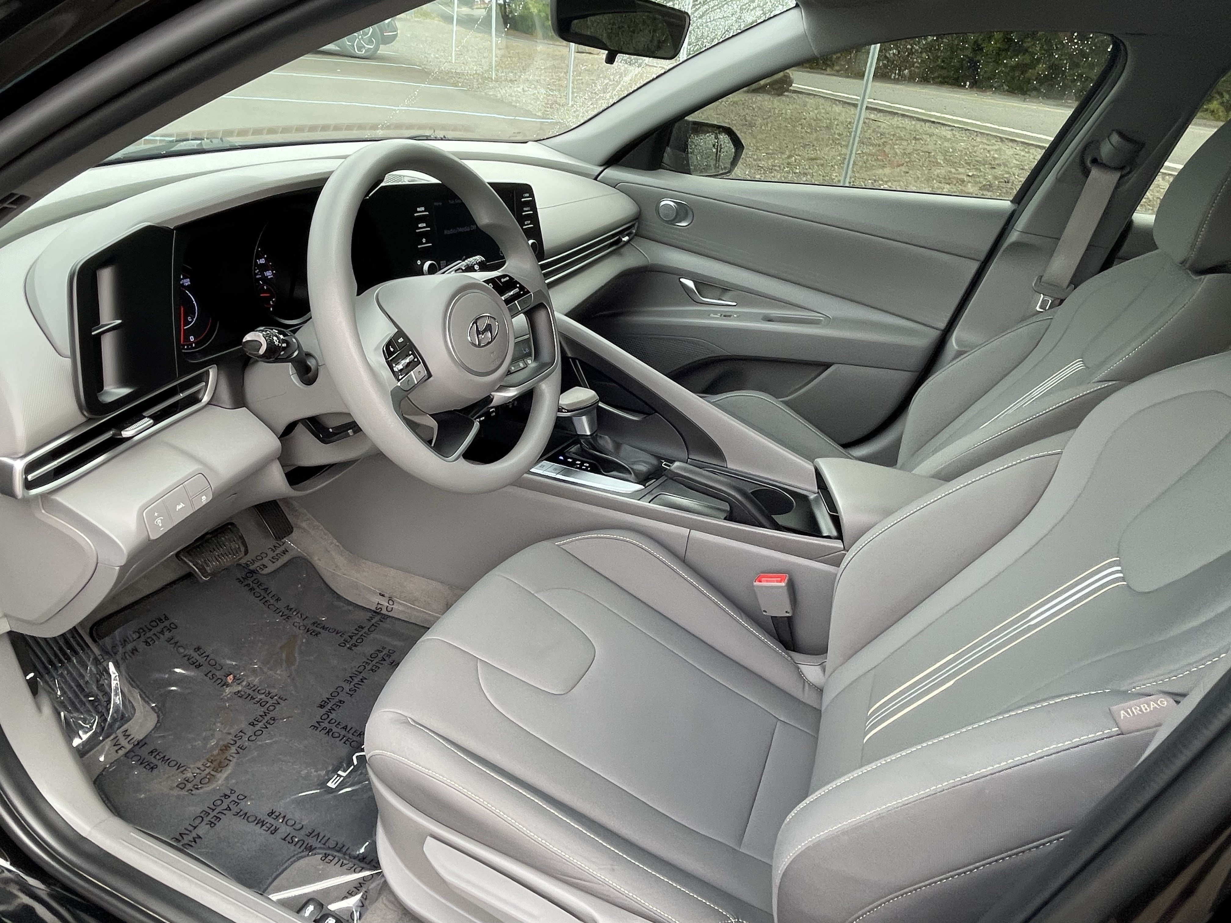 Certified 2023 Hyundai Elantra SEL w/ Cargo Package FWD image 10