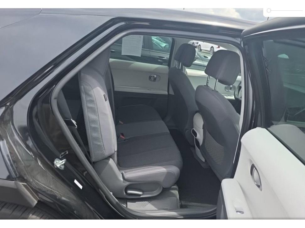 Used 2024 Hyundai Ioniq 5 SE AWD/4WD image 6