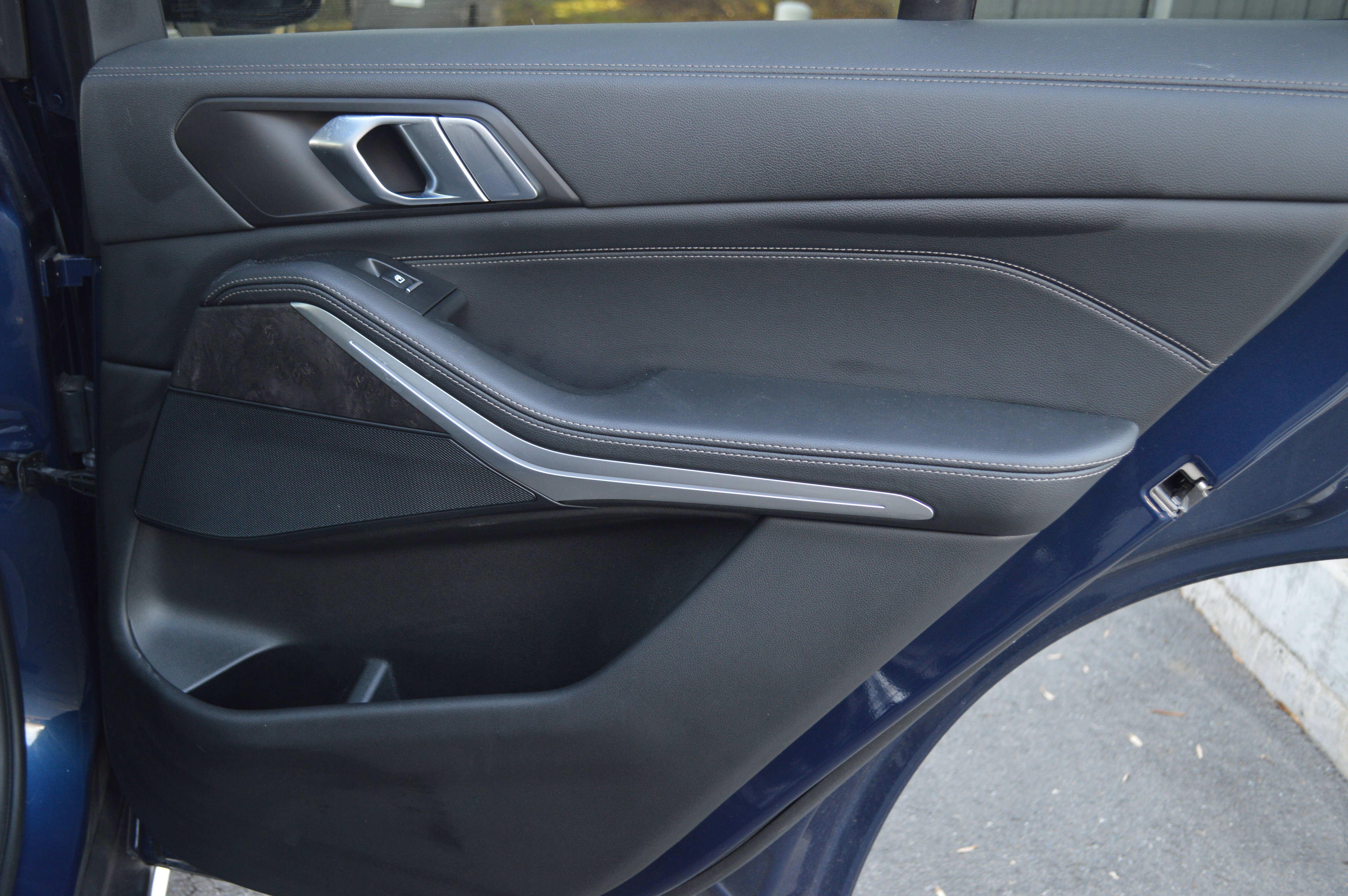 Used 2022 BMW X5 xDrive40i w/ Premium Package image 31