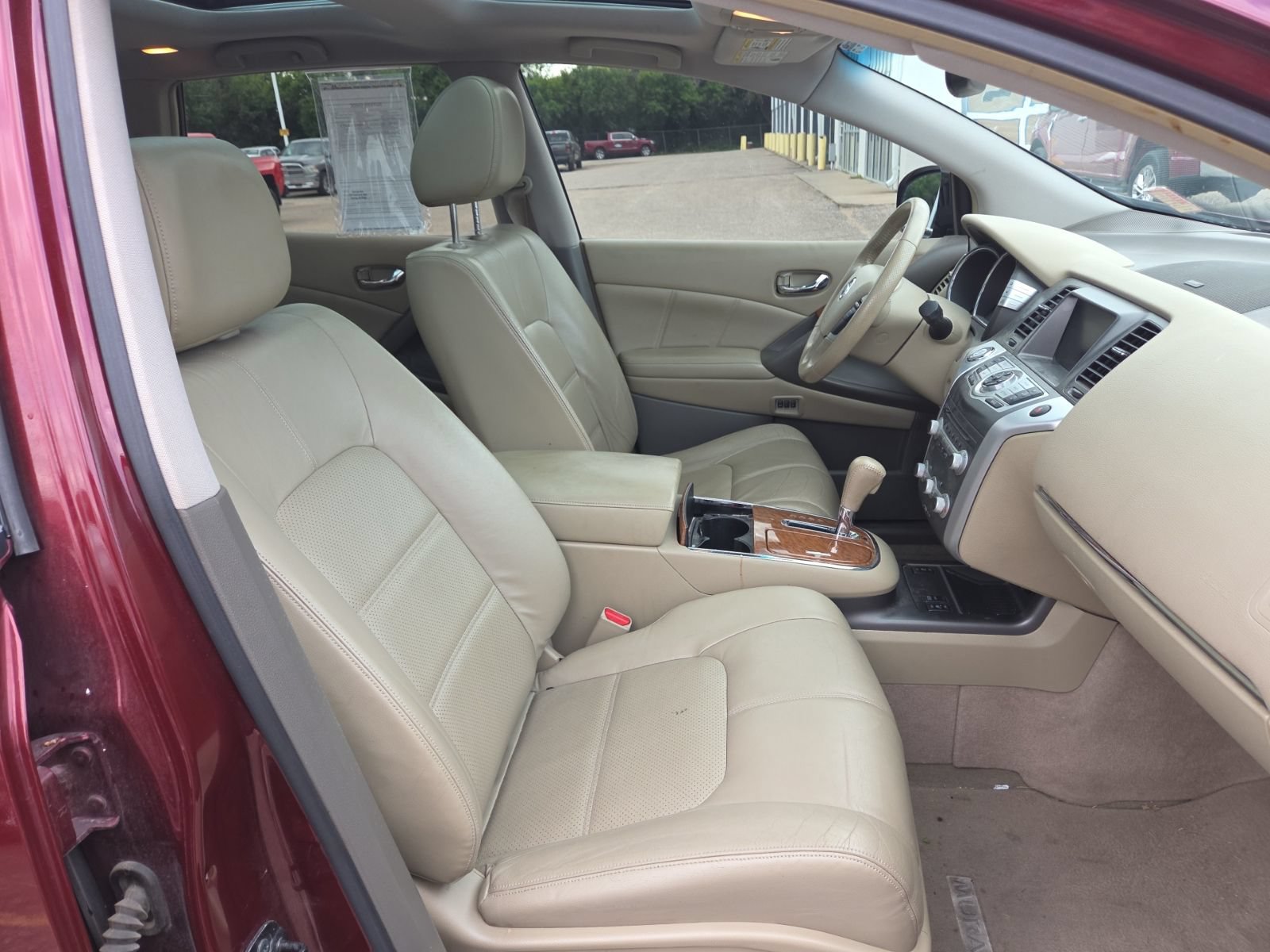 Used 2011 Nissan Murano LE w/ Navigation Pkg AWD/4WD image 12