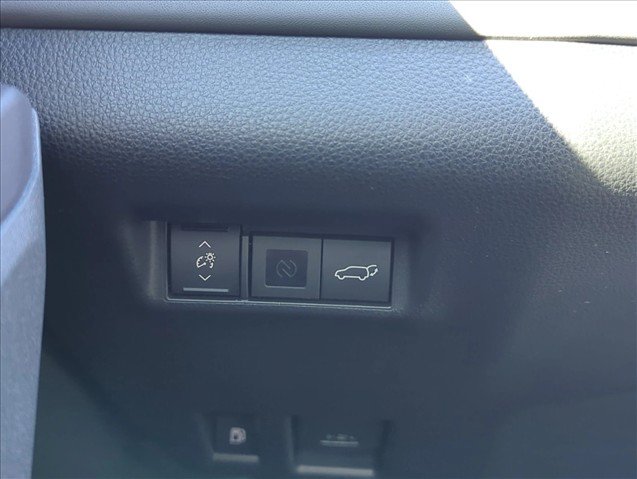 New 2026 Toyota RAV4 XSE w/ Weather Package AWD/4WD image 12