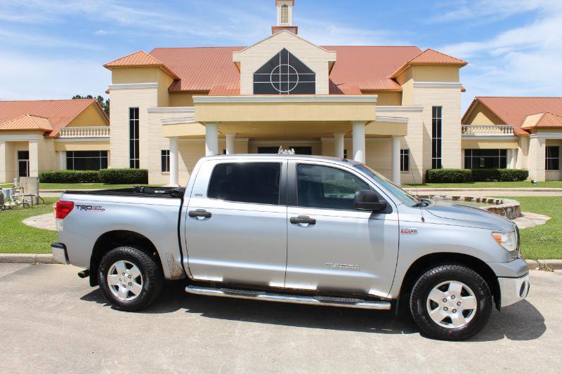 Used 2012 Toyota Tundra 4x4 CrewMax w/ TRD Off-Road Pkg image 2