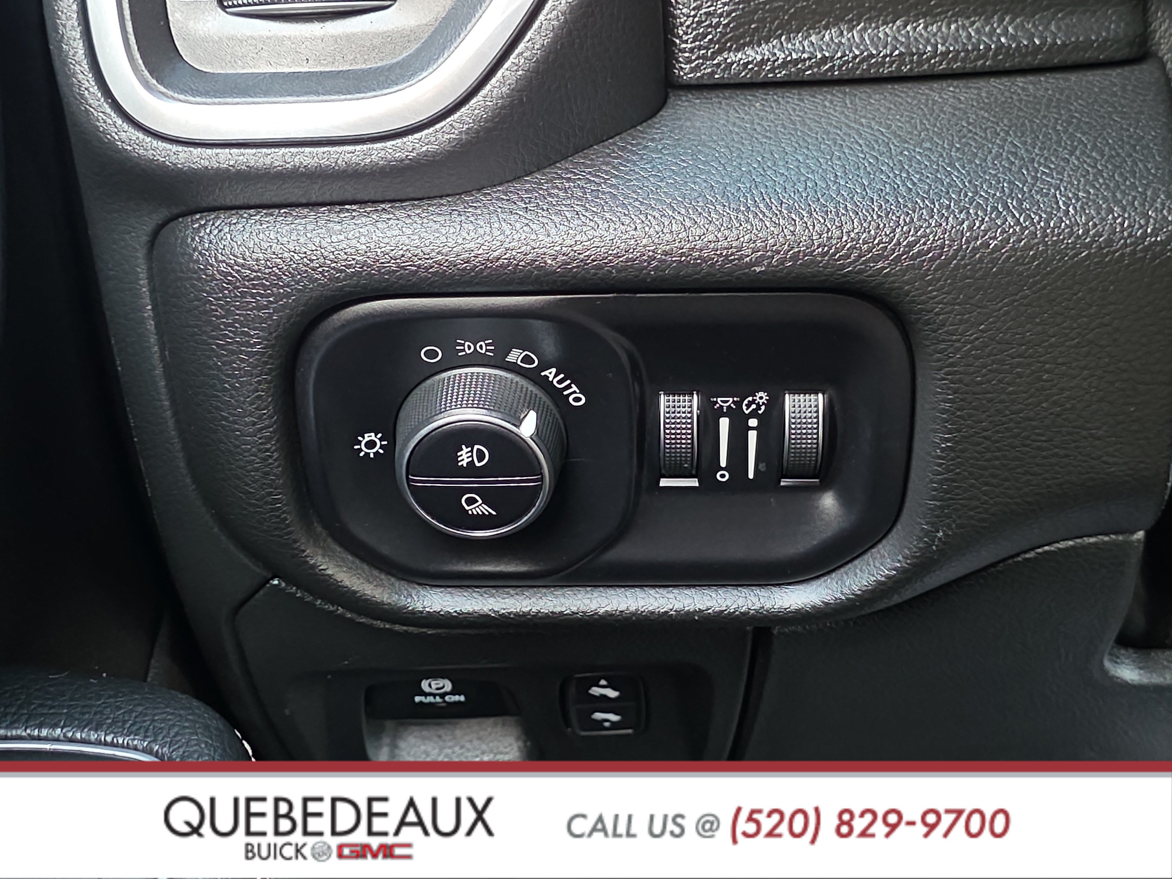 Used 2024 RAM 1500 Laramie AWD/4WD image 23
