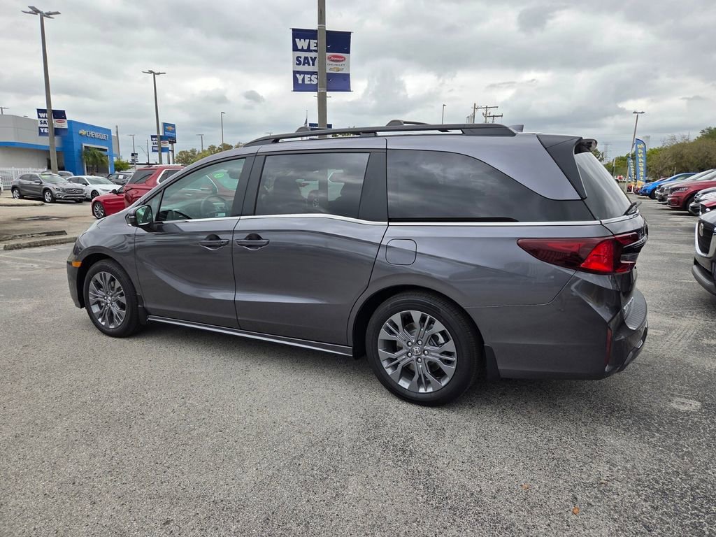 Used 2026 Honda Odyssey Touring image 12