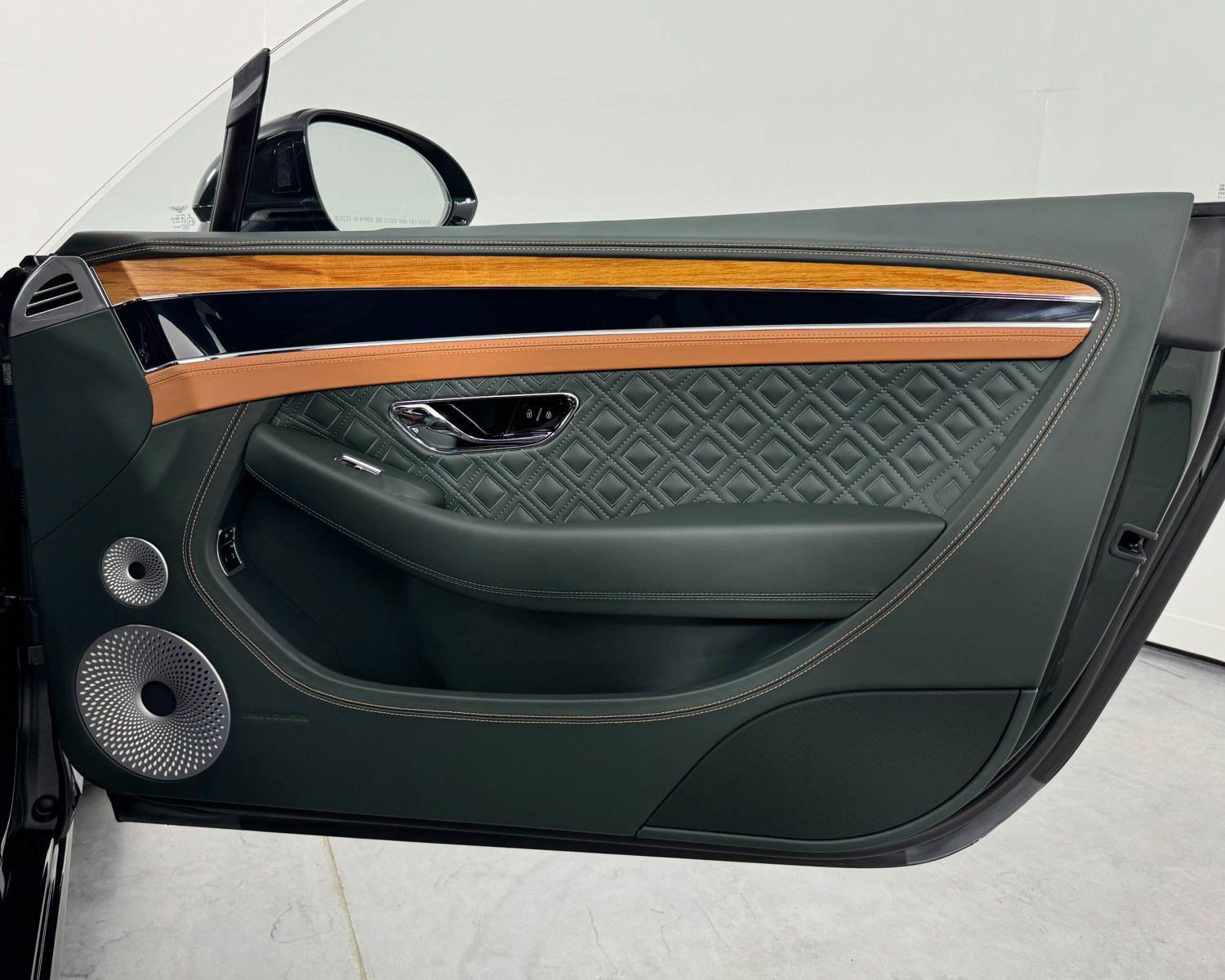 Used 2024 Bentley Continental GT S image 41