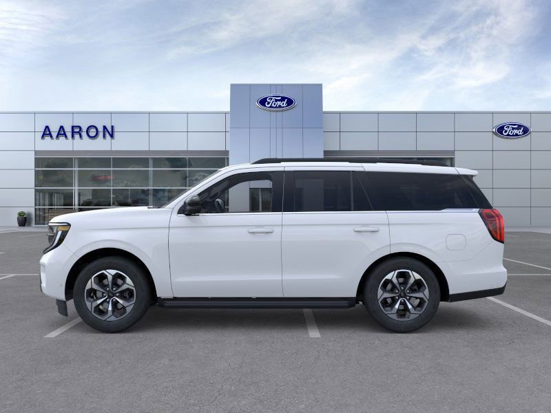 New 2026 Ford Expedition Active image 3