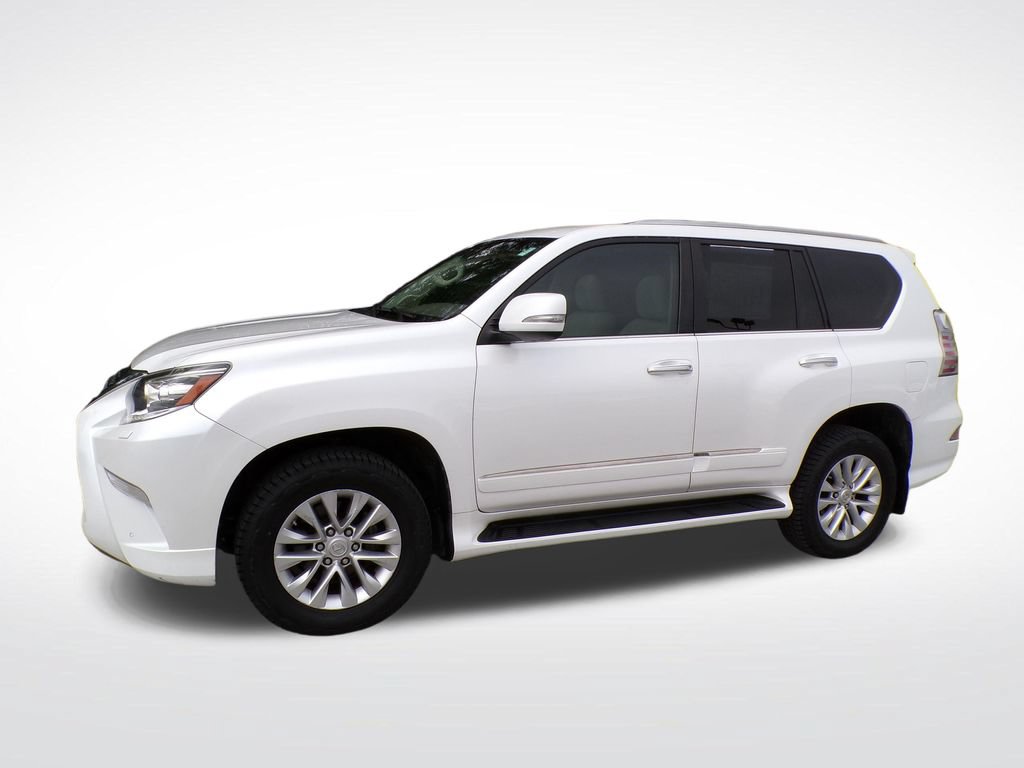 Used 2014 Lexus GX 460 w/ Premium Package AWD/4WD image 3
