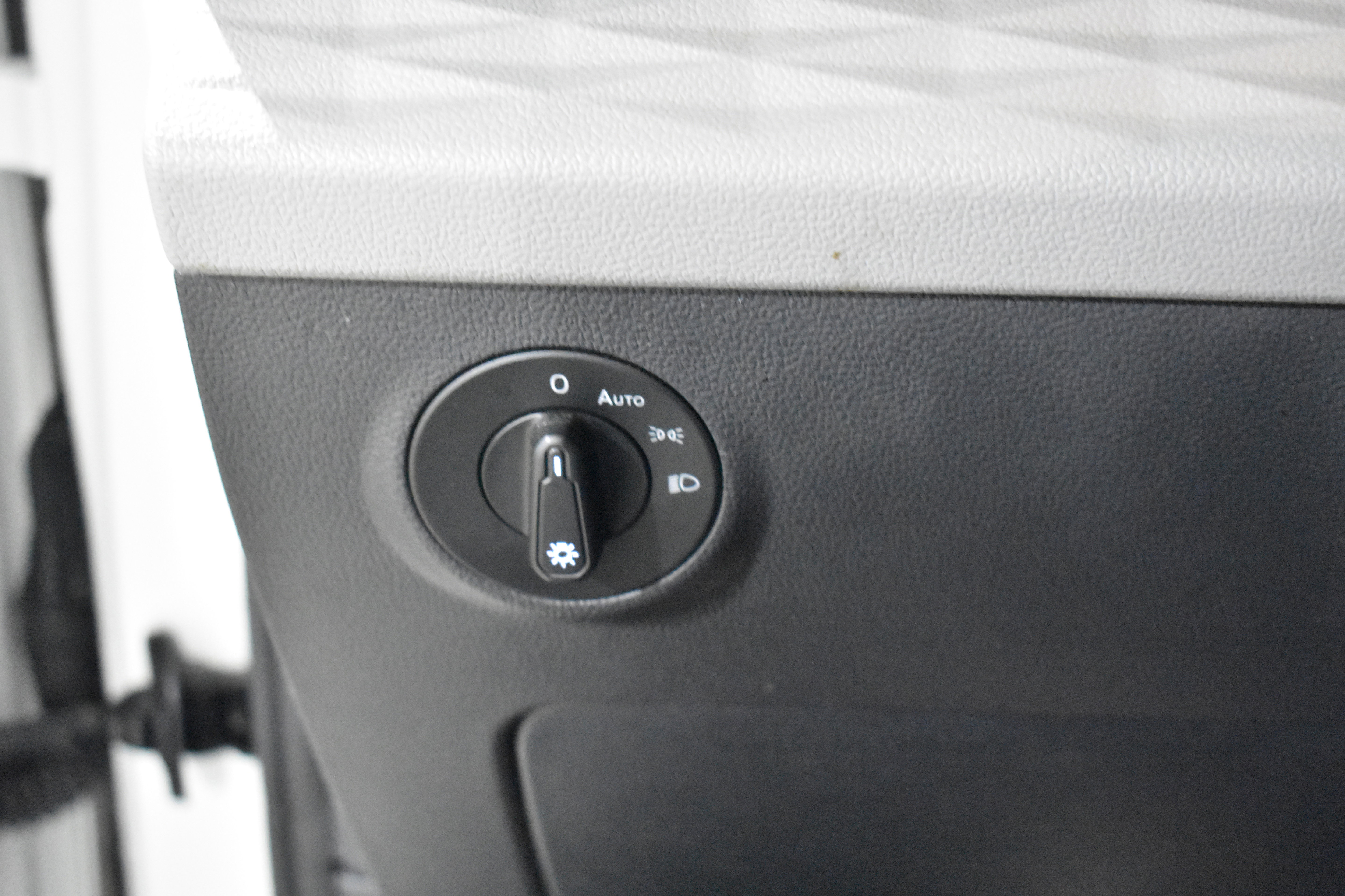 Used 2024 Volkswagen Taos S image 15