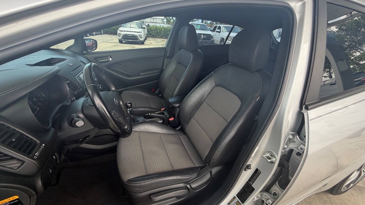 Used 2016 Kia Forte SX FWD image 9