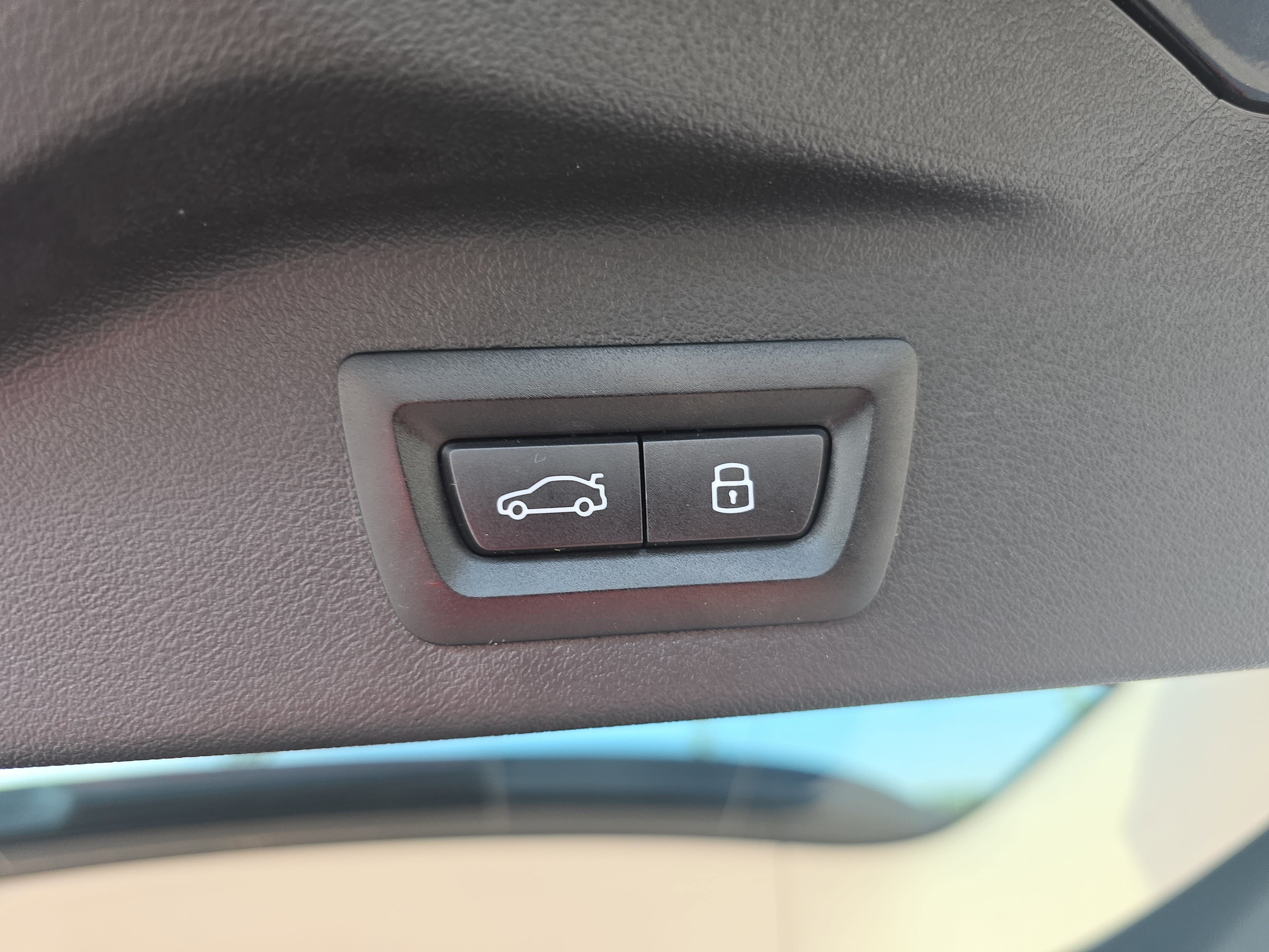 Used 2026 BMW X7 xDrive40i AWD/4WD image 14