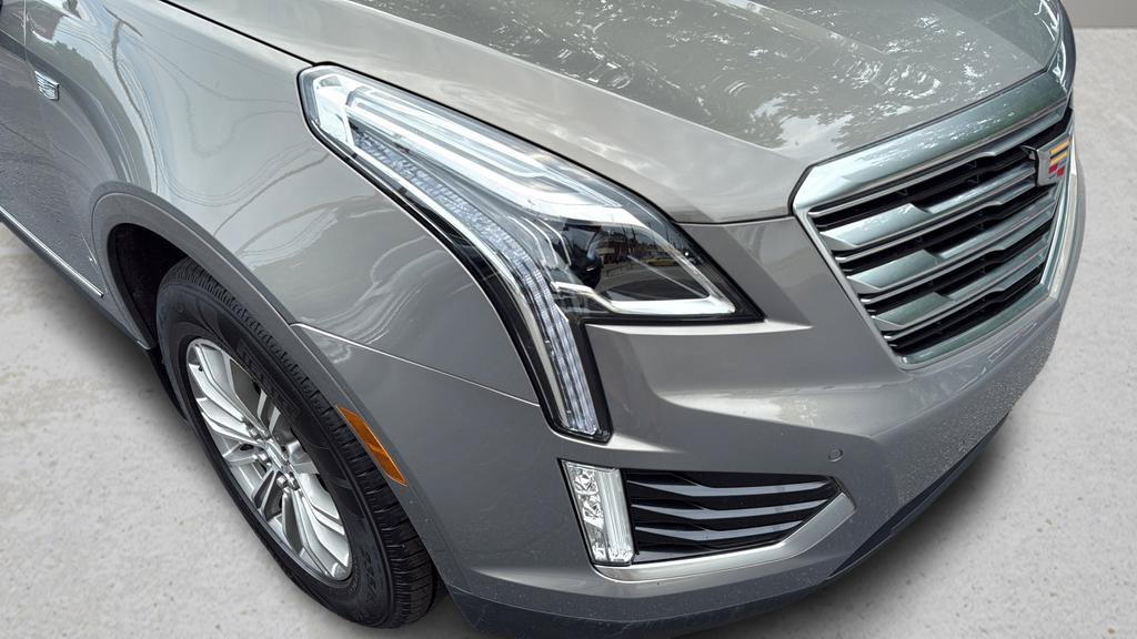Used 2018 Cadillac XT5 Luxury w/ Driver Awareness Package AWD/4WD image 11