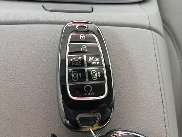 Certified 2024 Hyundai Tucson Limited FWD image 34