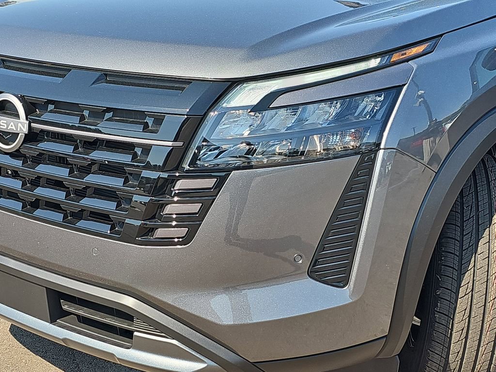 New 2026 Nissan Pathfinder SL AWD/4WD image 34