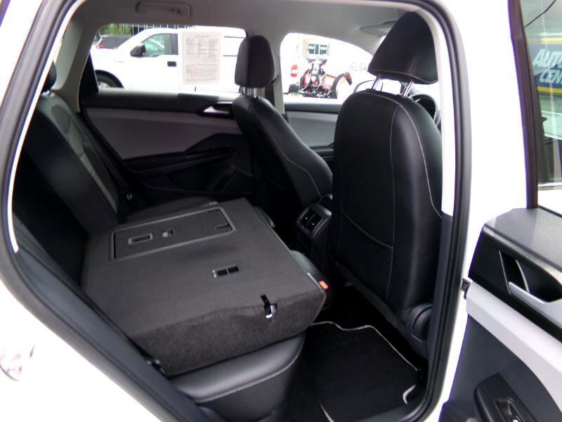 Used 2023 Volkswagen Taos SE image 44