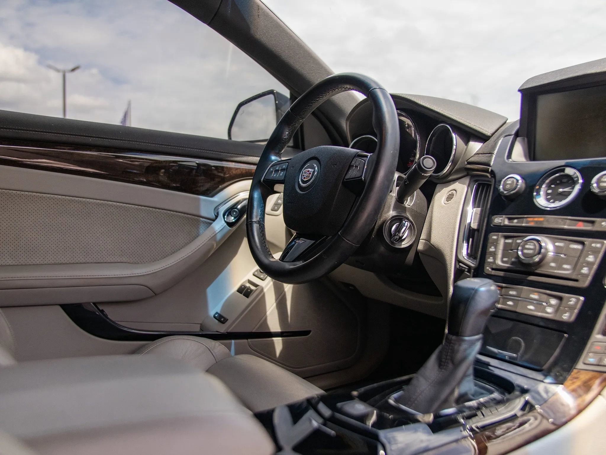 Used 2013 Cadillac CTS V w/ Wood Trim Package RWD image 34