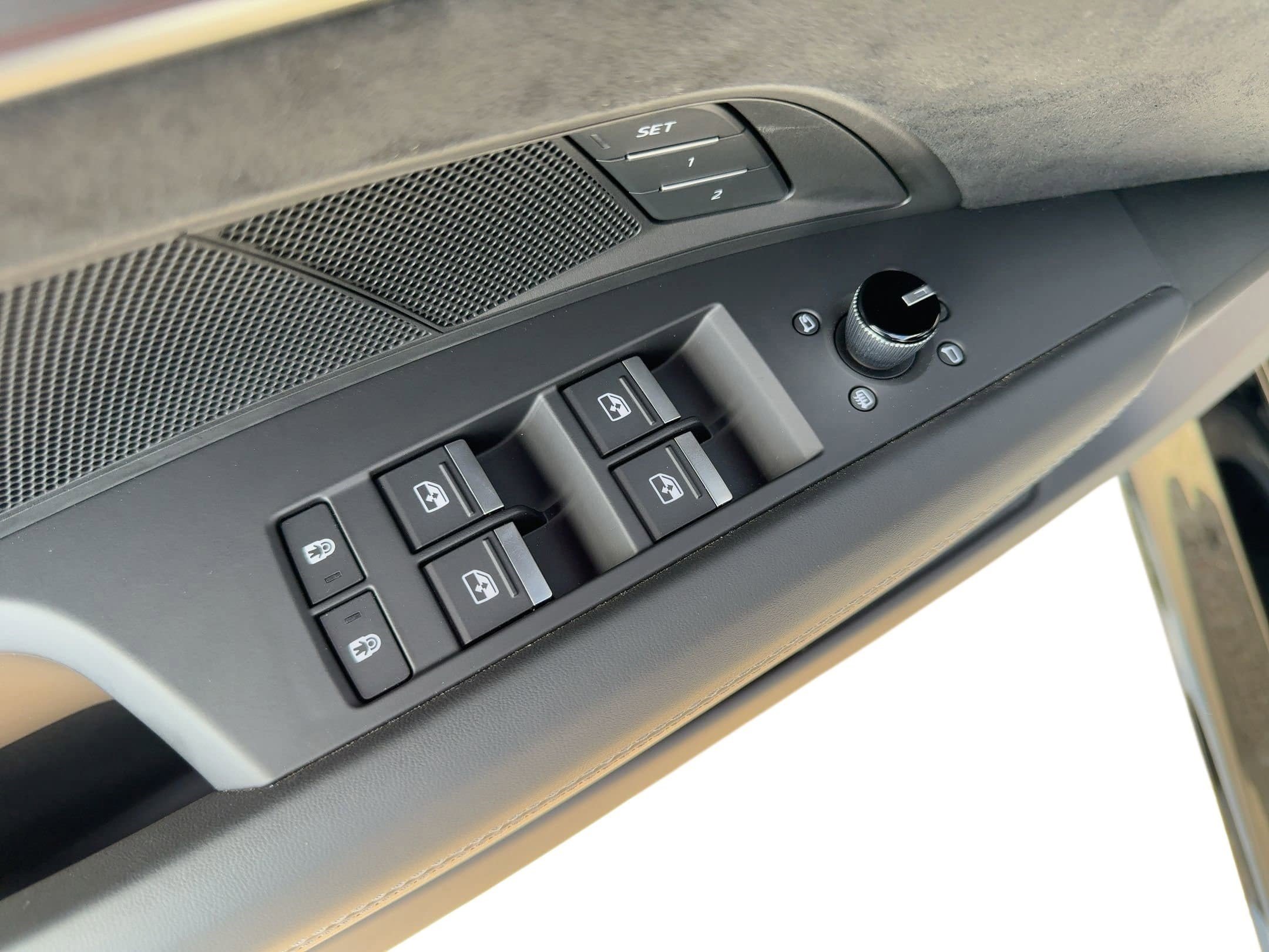 New 2025 Audi RS e-tron GT performance image 13