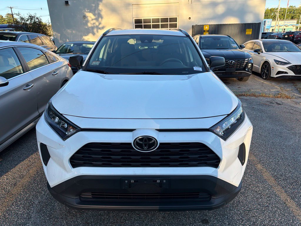 Used 2021 Toyota RAV4 LE AWD/4WD image 7