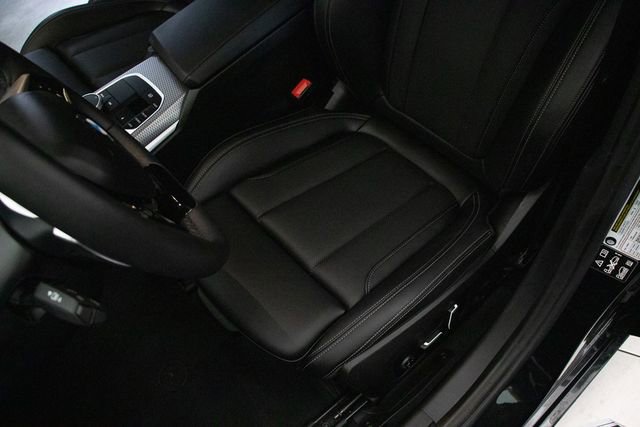 Used 2025 BMW 330i xDrive Sedan image 26