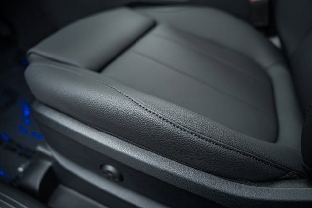 New 2026 Mercedes-Benz GLB 250 4MATIC image 36