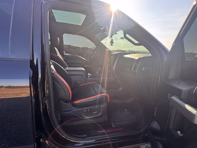 Used 2018 Ford F150 Raptor w/ Equipment Group 802A Luxury AWD/4WD image 28