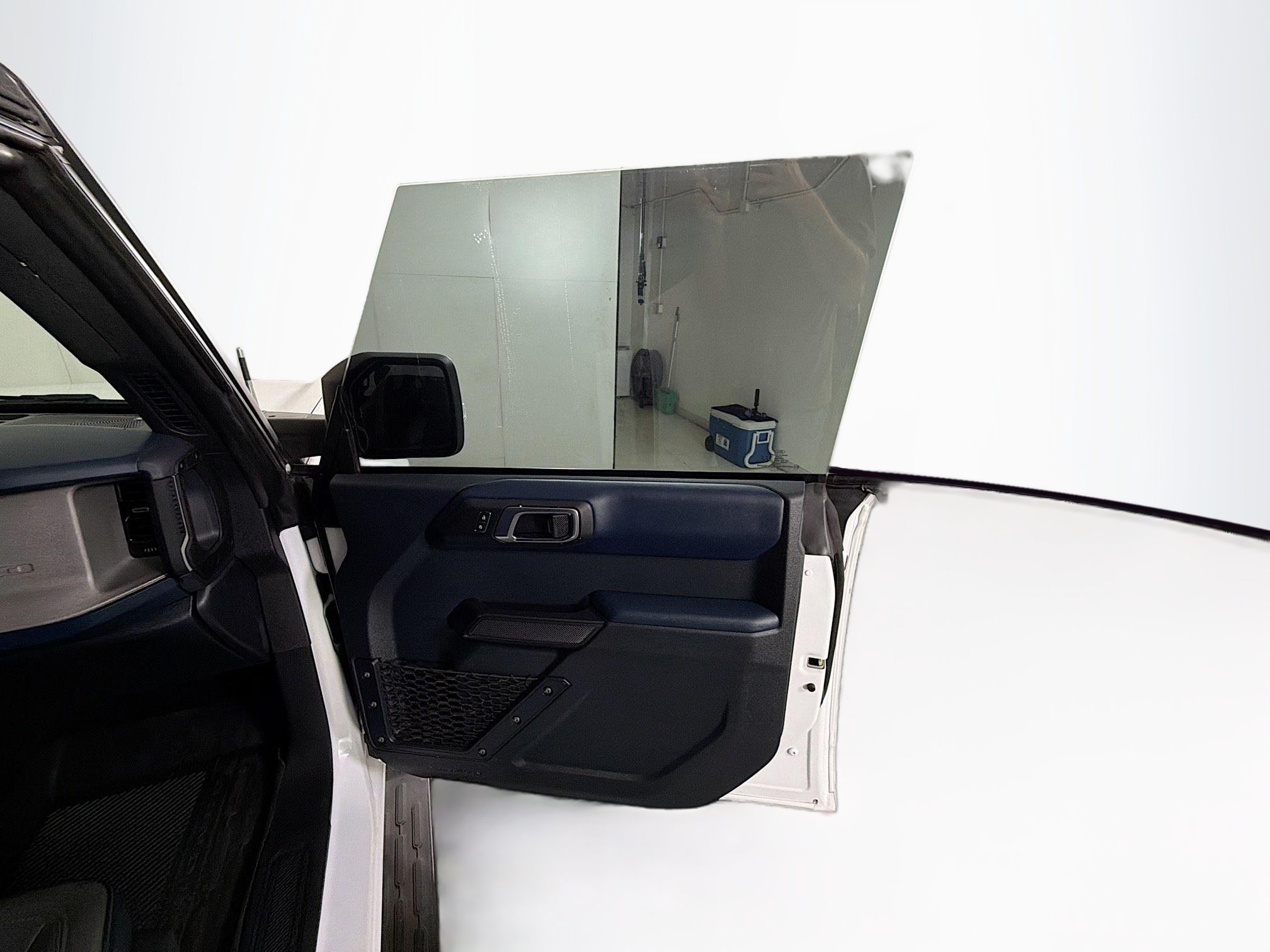 Used 2024 Ford Bronco Outer Banks AWD/4WD image 31