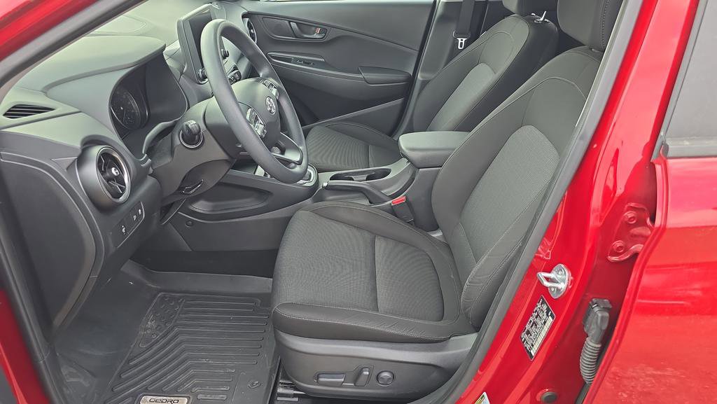 Used 2023 Hyundai Kona SEL AWD/4WD image 15