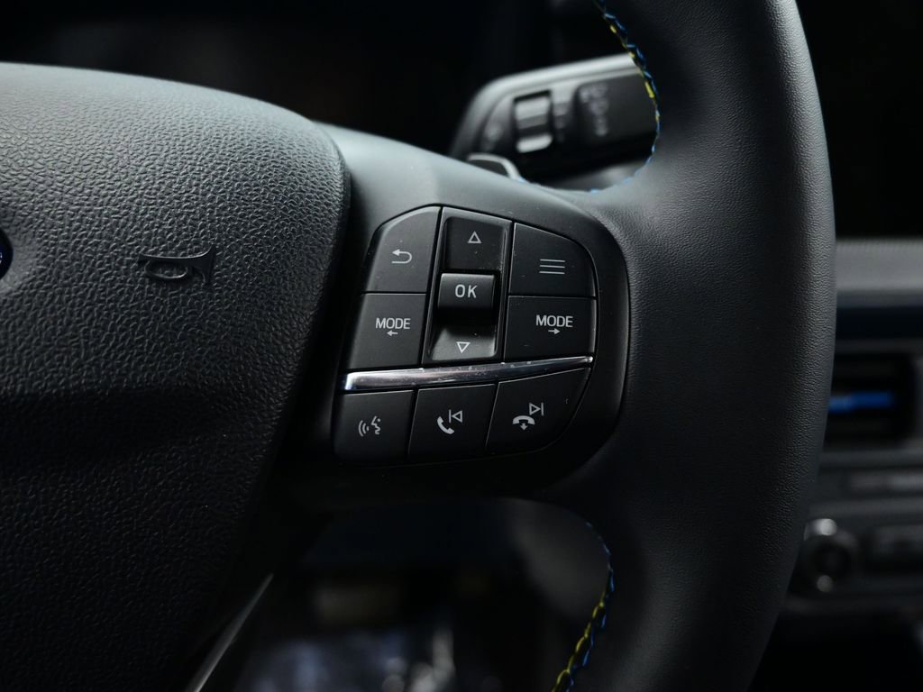 Used 2025 Ford Maverick Lobo image 13