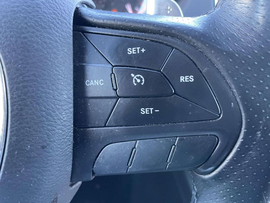 Used 2020 Dodge Durango GT image 33