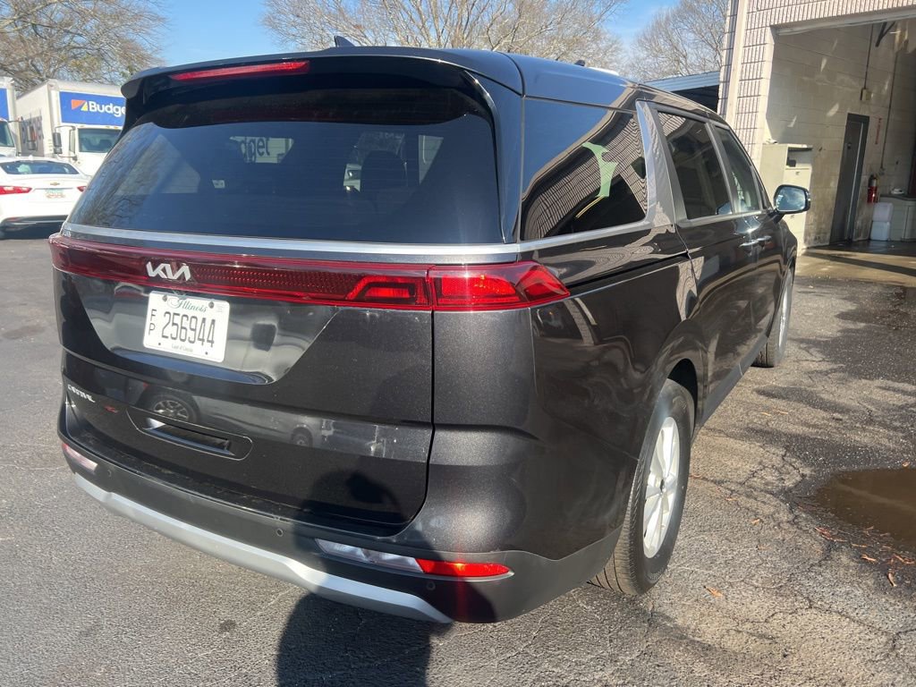Used 2024 Kia Carnival LX image 7
