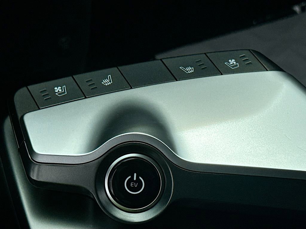 Certified 2024 Kia EV6 Wind image 21