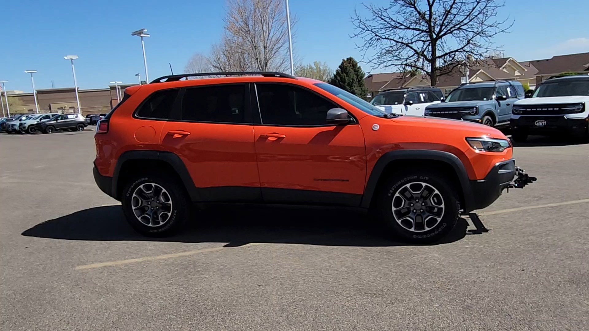 Used 2021 Jeep Cherokee Trailhawk AWD/4WD image 10