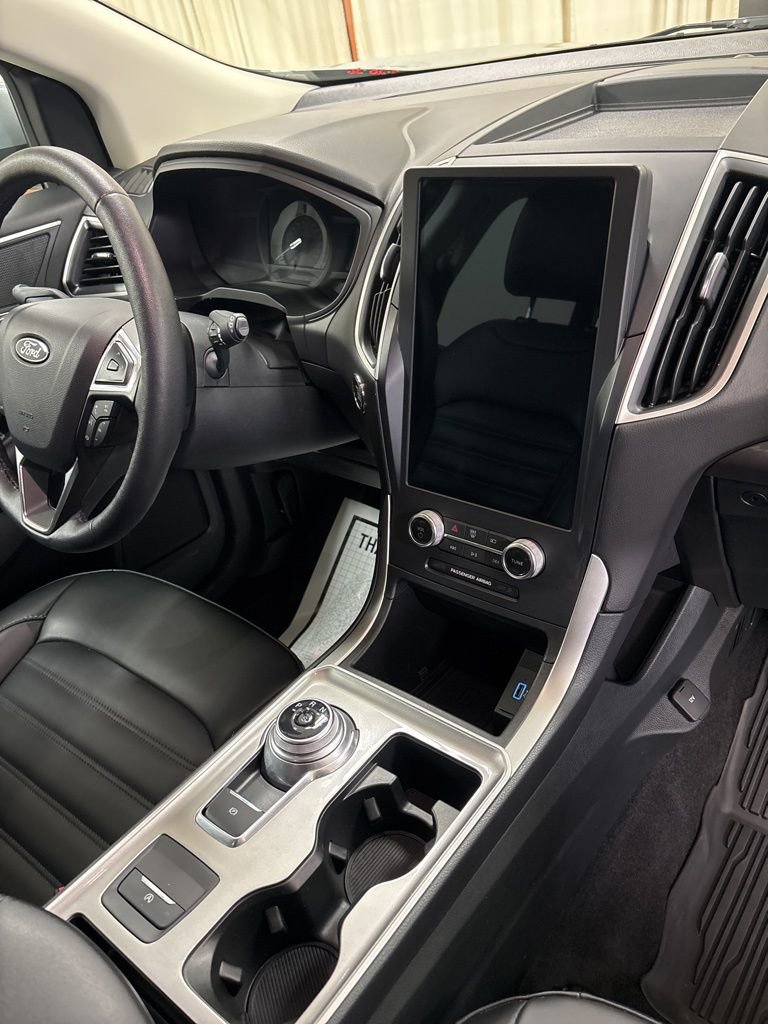 Used 2024 Ford Edge SEL w/ Convenience Package image 27