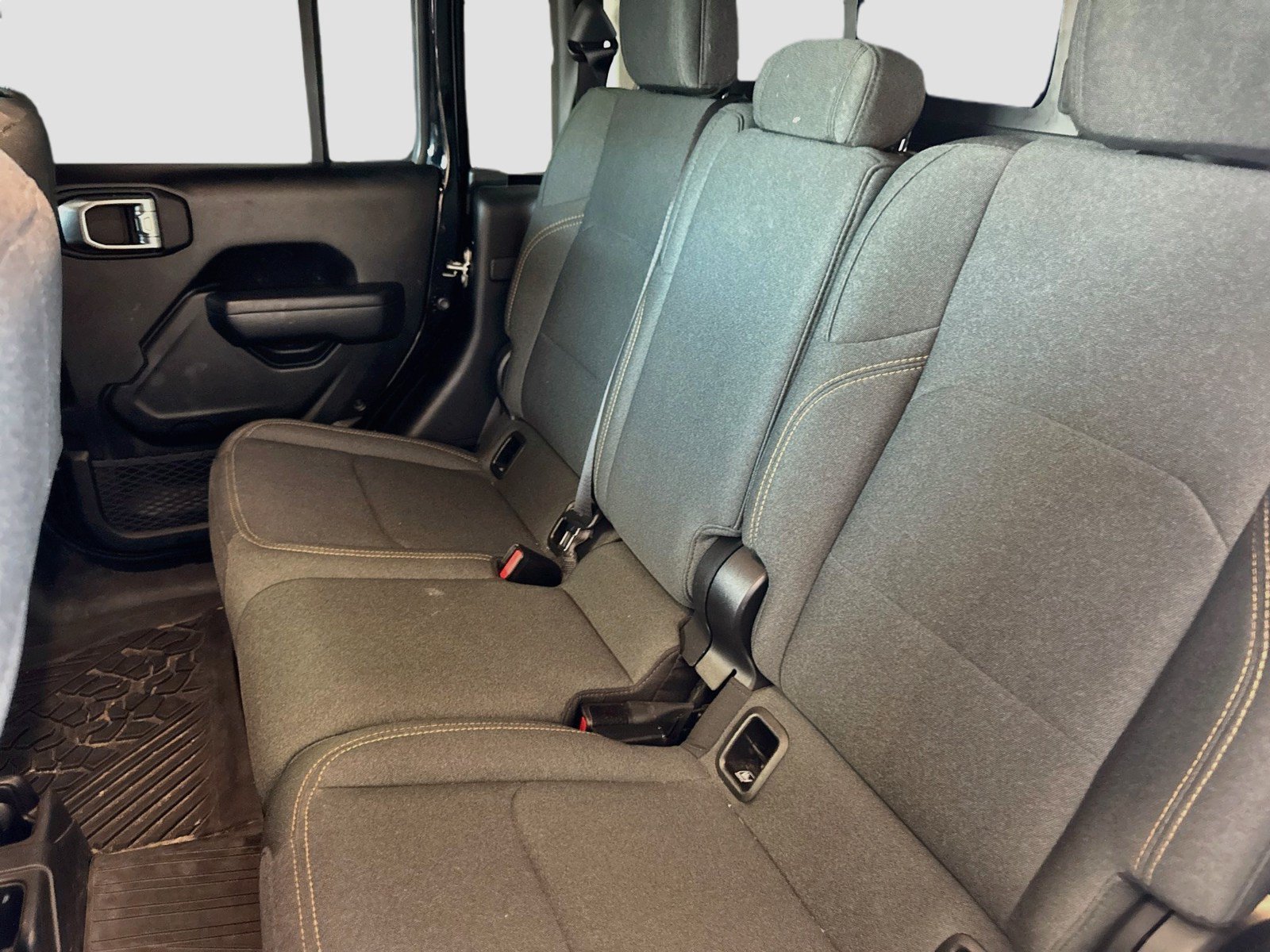 Used 2025 Jeep Gladiator Sport AWD/4WD image 14