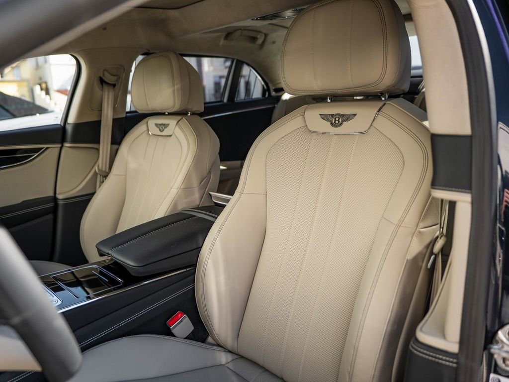New 2026 Bentley Flying Spur Plug-In Hybrid AWD/4WD image 24