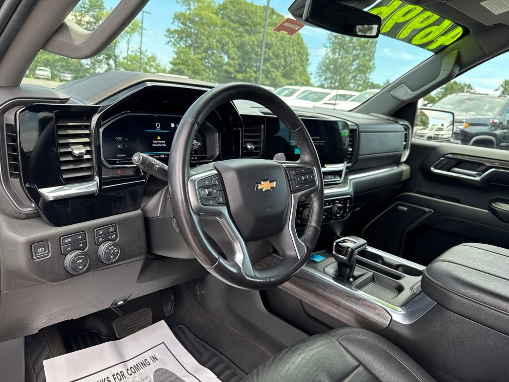 Used 2023 Chevrolet Silverado 1500 LTZ w/ Z71 Off-Road Package AWD/4WD image 18