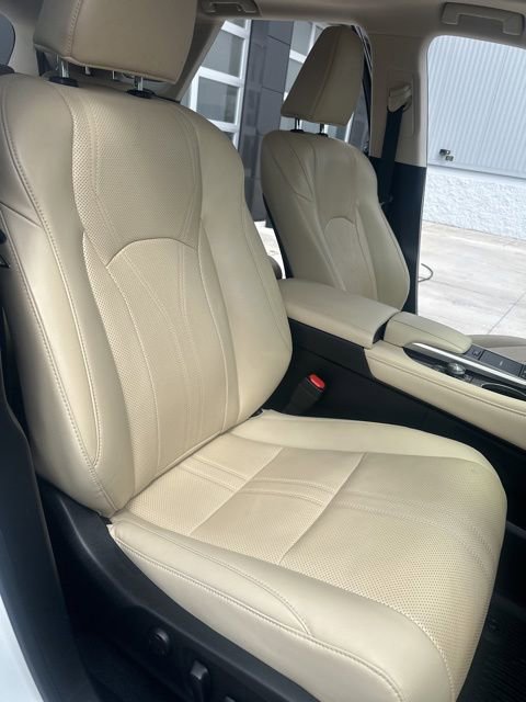 Used 2022 Lexus RX 450hL Luxury w/ Cold Area Package (CT) image 30