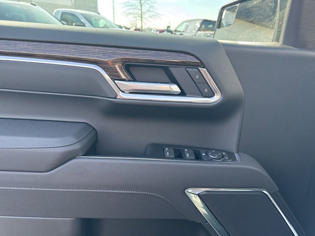 New 2026 GMC Sierra 1500 Elevation image 13