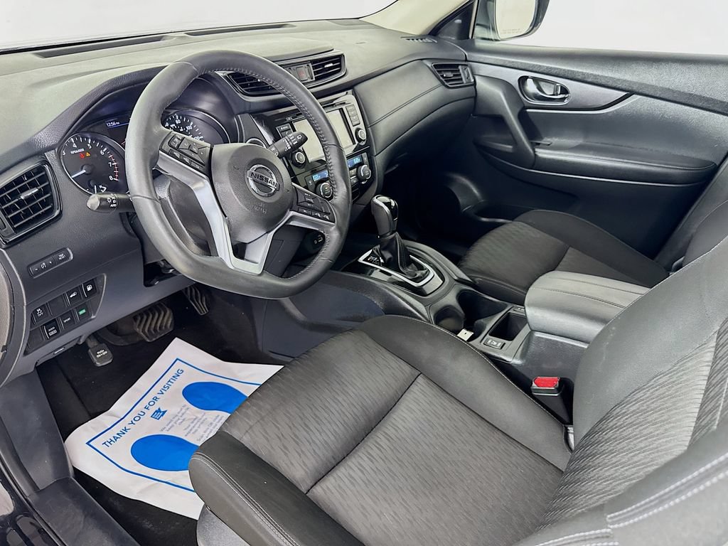 Used 2018 Nissan Rogue SV AWD/4WD image 10