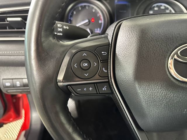 Used 2023 Toyota Camry SE image 15