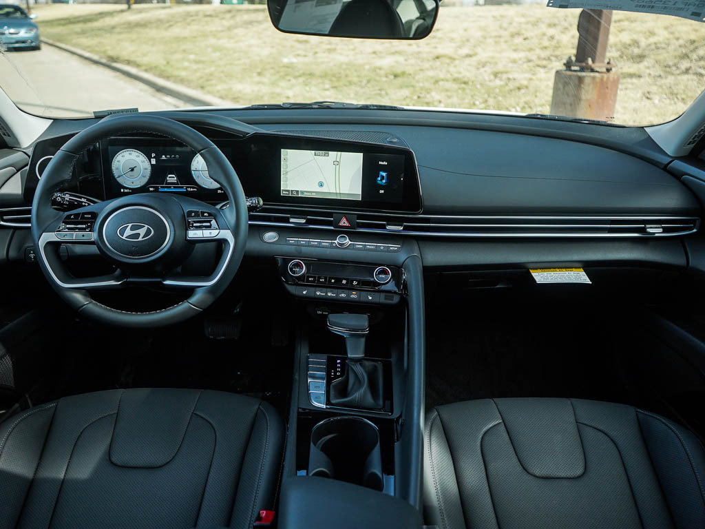 New 2026 Hyundai Elantra Limited FWD image 12