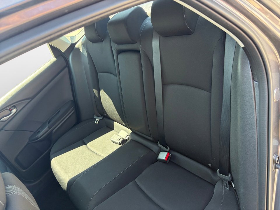 Used 2018 Honda Civic EX image 15