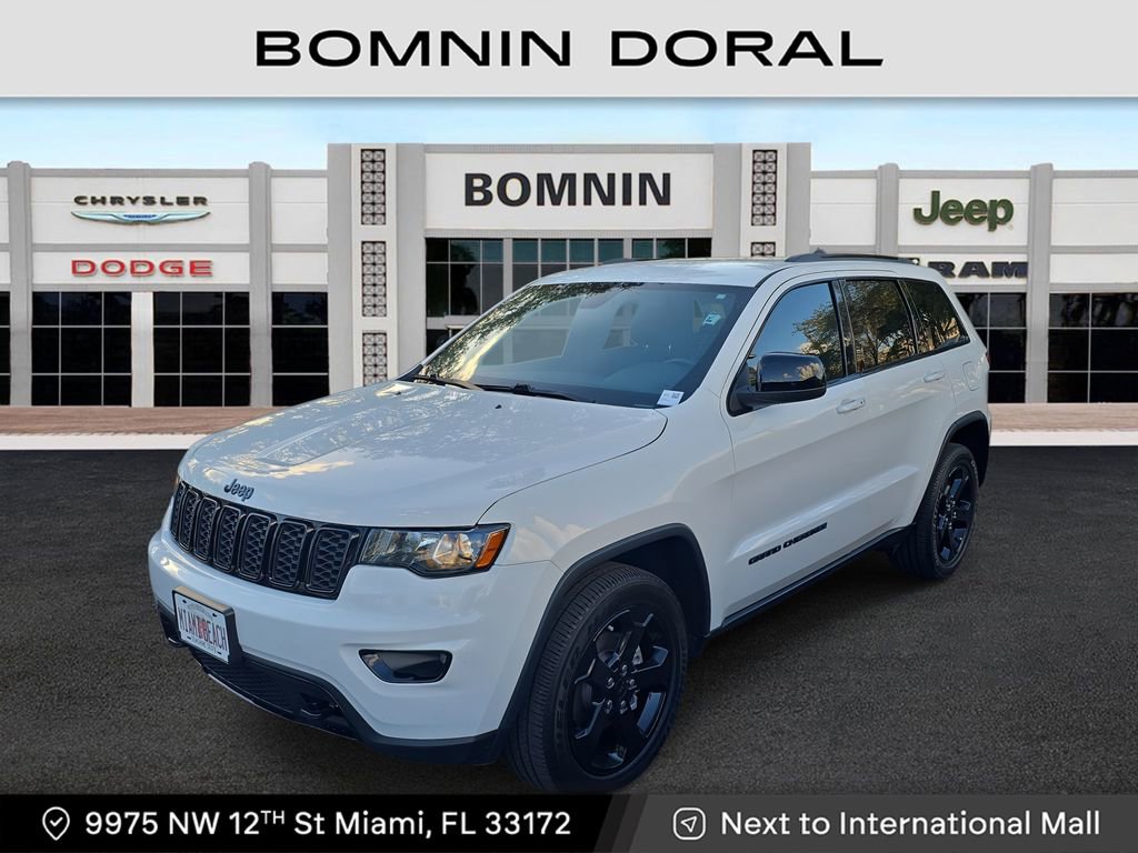 Used 2019 Jeep Grand Cherokee Laredo image 1