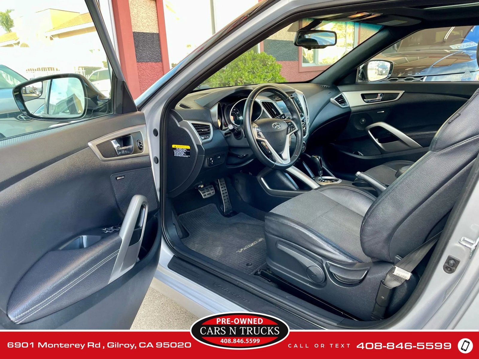 Used 2016 Hyundai Veloster w/ Option Group 02 image 9