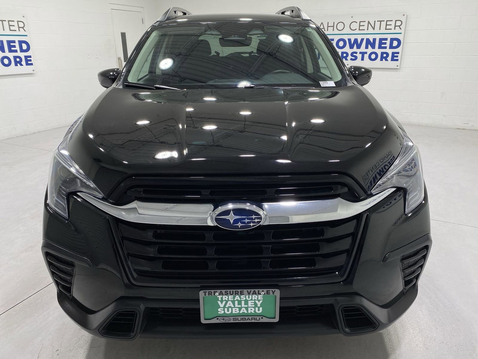 Certified 2025 Subaru Ascent Premium AWD/4WD image 3