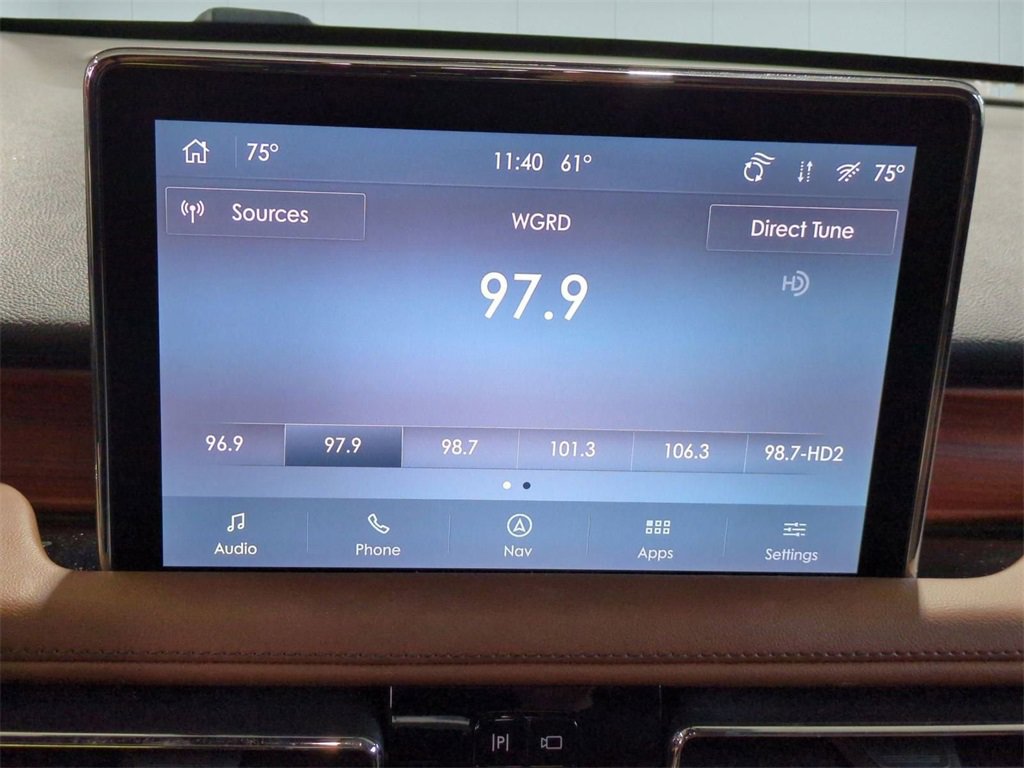 Certified 2023 Lincoln Aviator Reserve w/ Equipment Group 201A image 24